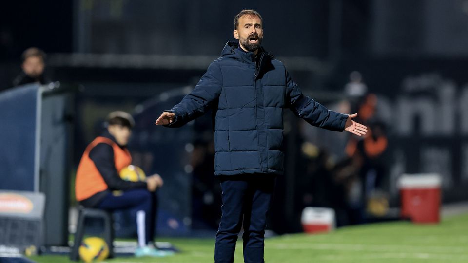 Hugo Oliveira ainda não conseguiu vencer desde que assumiu o comando técnico do Famalicão