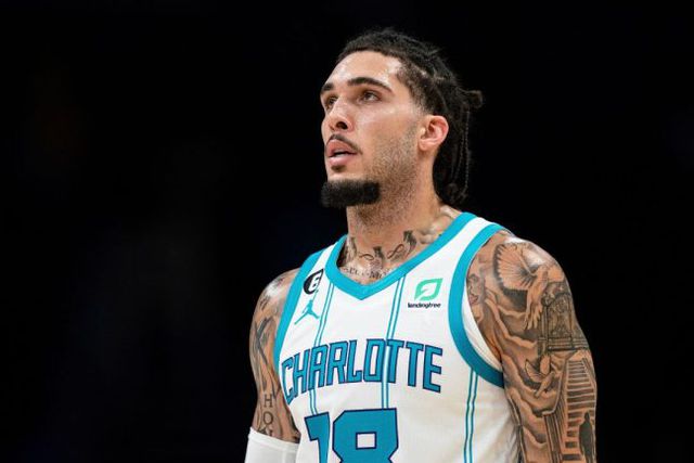 LiAngelo não entrou na NBA, mas vence na música rap