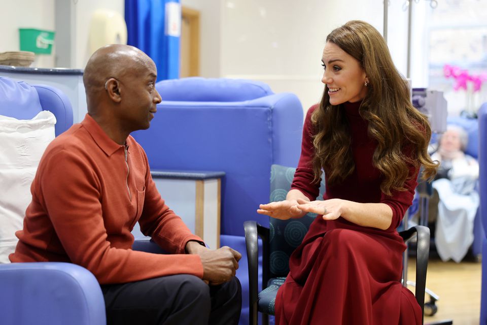 Kate Middleton anuncia que cancro está em remissão