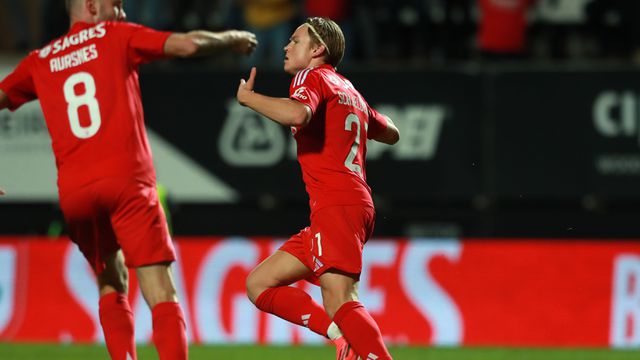 Benfica recebe o Famalicão na Luz