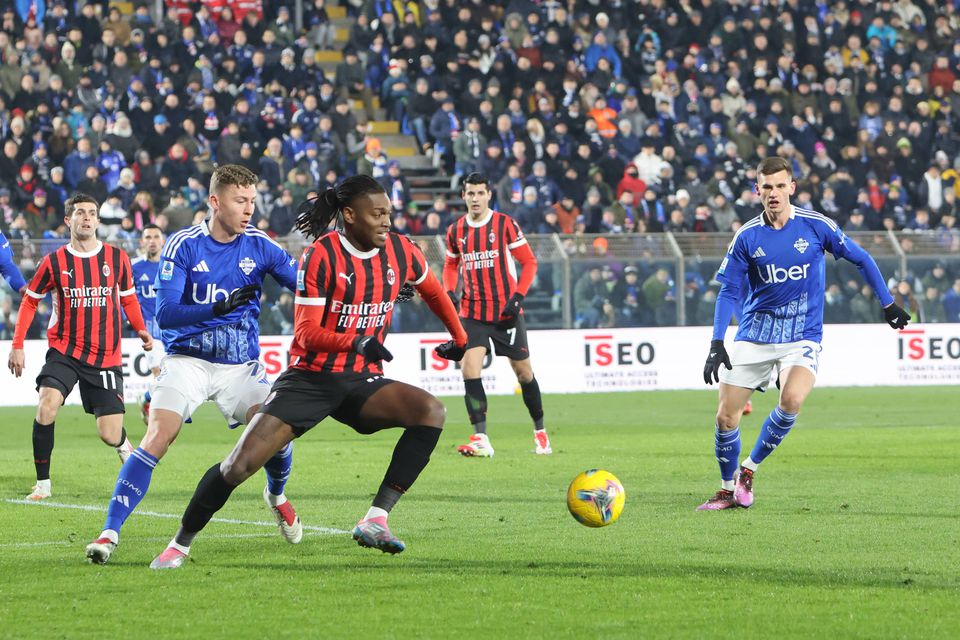 Vídeo: classe de Rafael Leão para o Milan dar a volta