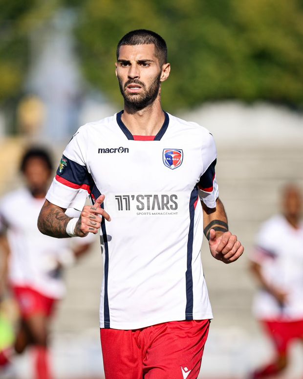 Jorginho com a camisola do Maia Lidador - Foto: DR