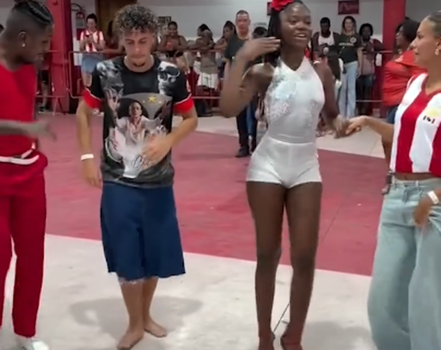 Nuno Moreira a (tentar) sambar