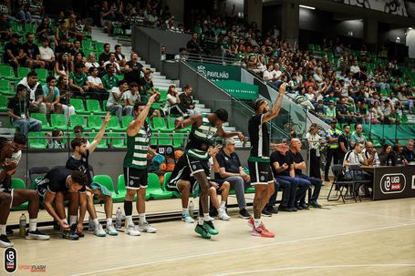 Equipa de basquetebol do Sporting - Foto: FPB