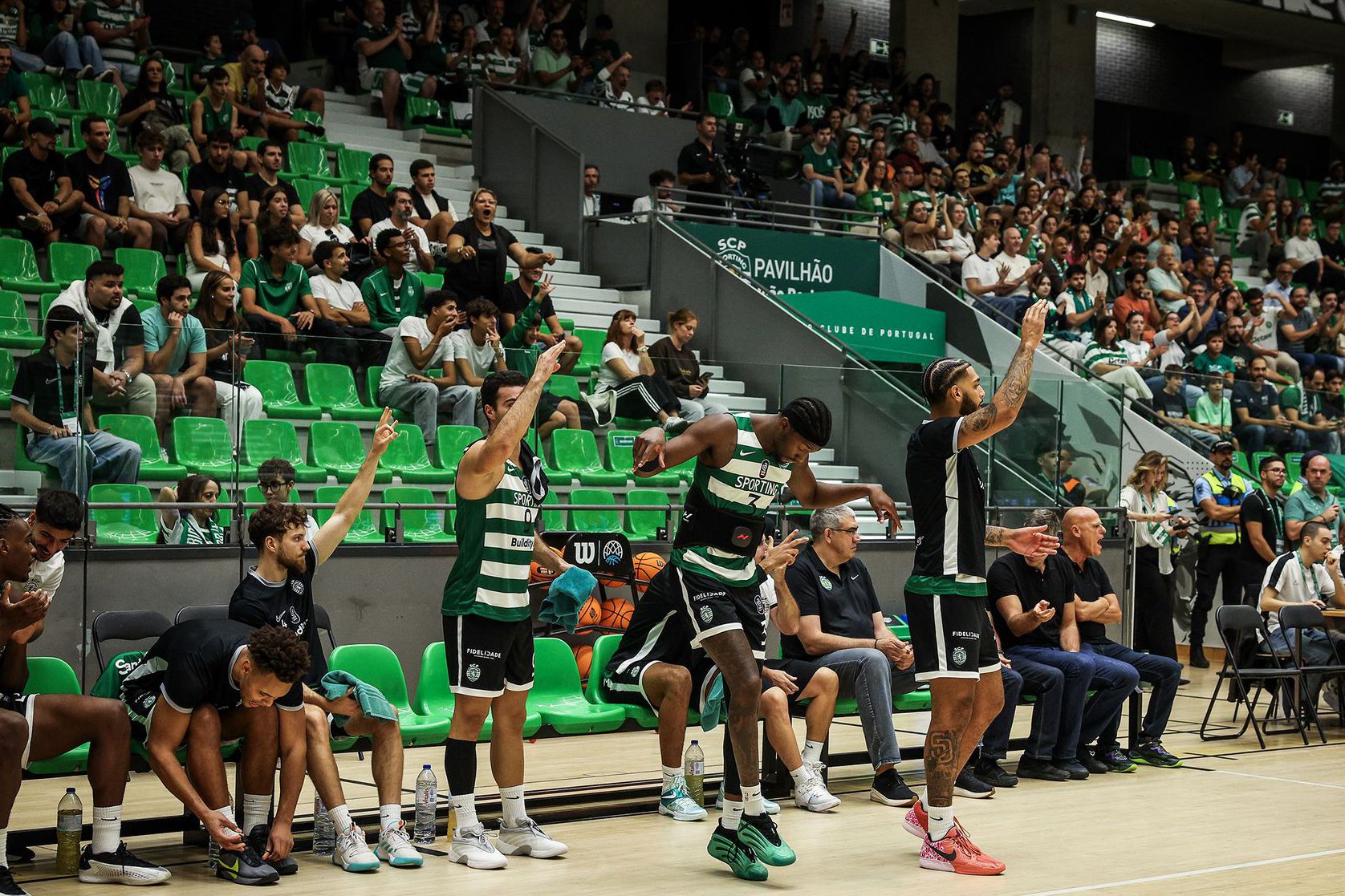 Equipa de basquetebol do Sporting - Foto: FPB