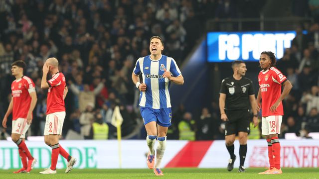 Bednarek festeja o golo que garantiu a qualificação do FC Porto para as meias-finais da Taça de Portugal frente a um Benfica, que deixa fugir dois objetivos em poucos dias - Foto: Catarina Morais/KAPTA +
