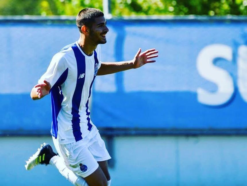 Jorginho durante passagem pela formação do FC Porto - Foto: DR