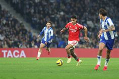 Richard Ríos foi titular na equipa do Benfica. Foto: Catarina Morais/Kapta+