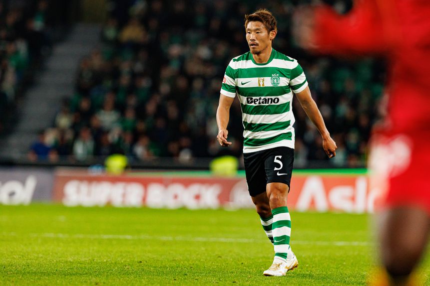 Hidemasa Morita perfila-se para aparecer no onze diante do Casa Pia, ocupando a vaga do castigado Hjulmand