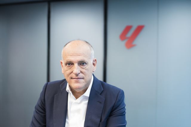 «Não entendo que o colega do basquete permita entrevistas no balneário e Ancelotti não»