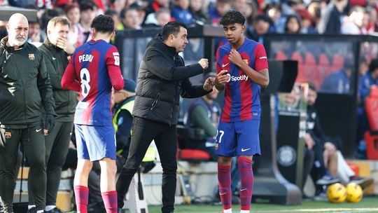 Yamal recorda estreia pelo Barcelona: «Quando entrei no campo não ouvia nada»