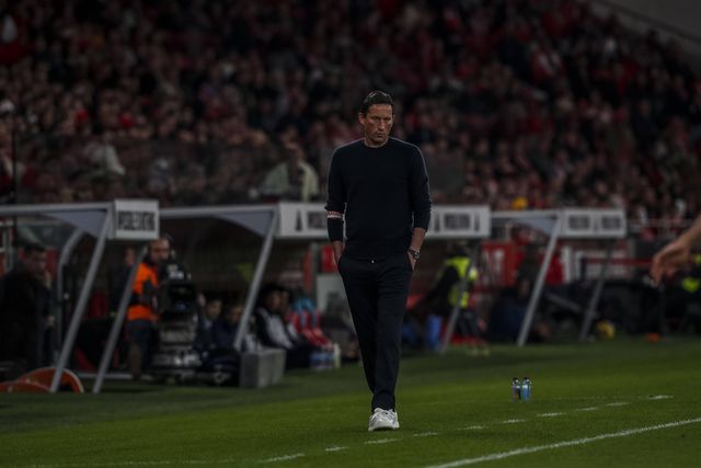 Schmidt: «Não fazia sentido levar Rollheiser para jogos com viagens longas»