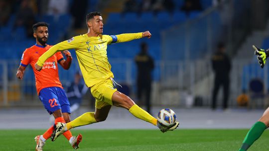 Vídeo: Cristiano Ronaldo acaba com o nulo na Liga dos Campeões asiática