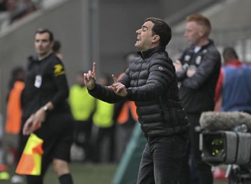 Treinador do Toulouse: «Benfica é de Liga dos Campeões»