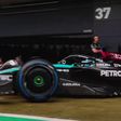 As primeiras imagens do novo Mercedes a sair para a pista