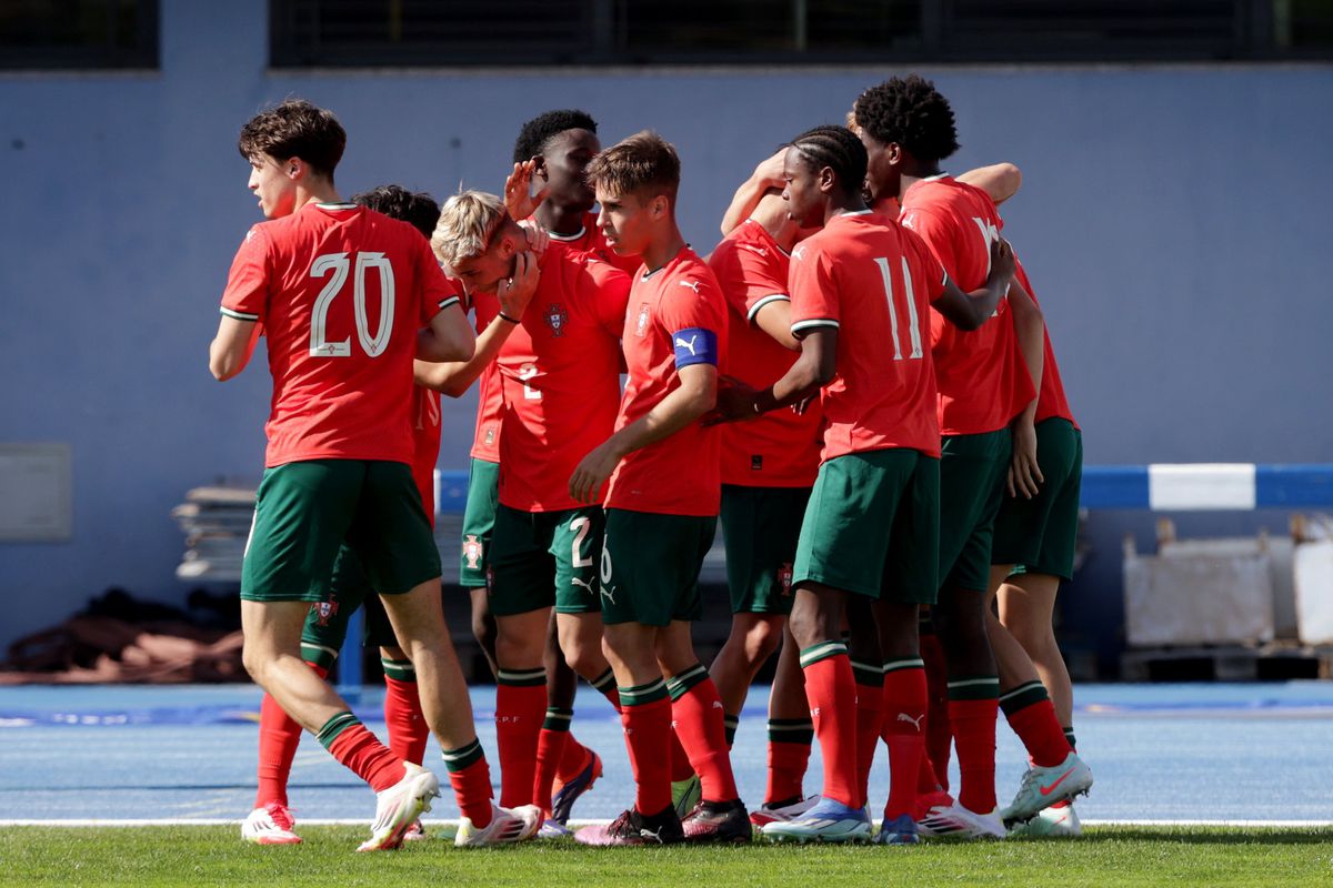 Sub-17: eis os 20 convocados para o Europeu