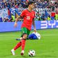 João Cancelo com a camisola de Portugal frente à seleção francesa