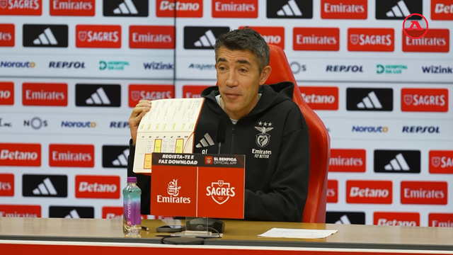 Lage 'saca' do caderno antes de responder