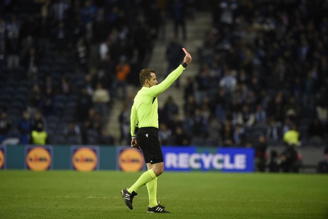 A análise de Duarte Gomes a arbitragem que «pedia outra abordagem»