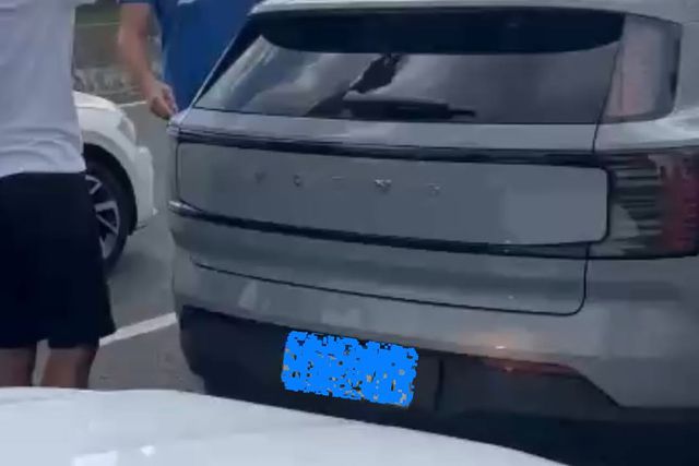 Fotografia da discussão de trânsito