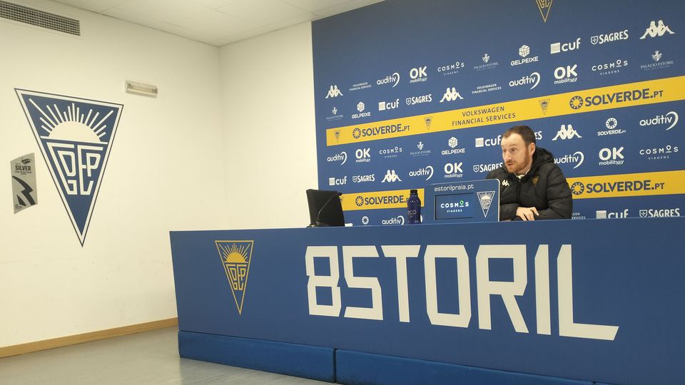 Cathro e o segredo para o sucesso do Estoril: «Todos os jogadores trabalham muito todos os dias»