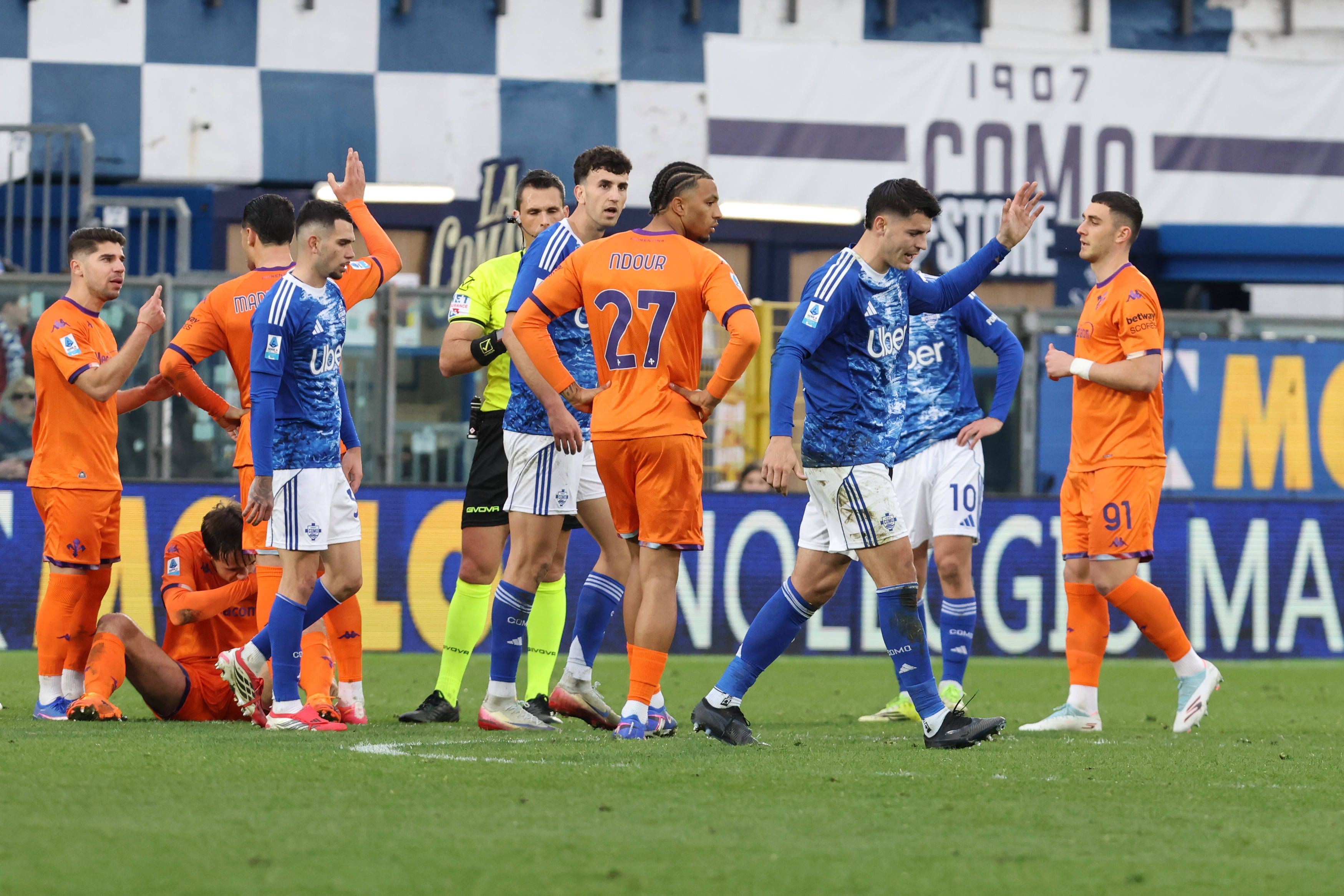Álvaro Morata viu o cartão vermelho perto do final