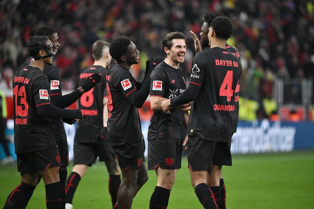 Leverkusen goleia St. Pauli e regressa às vitórias