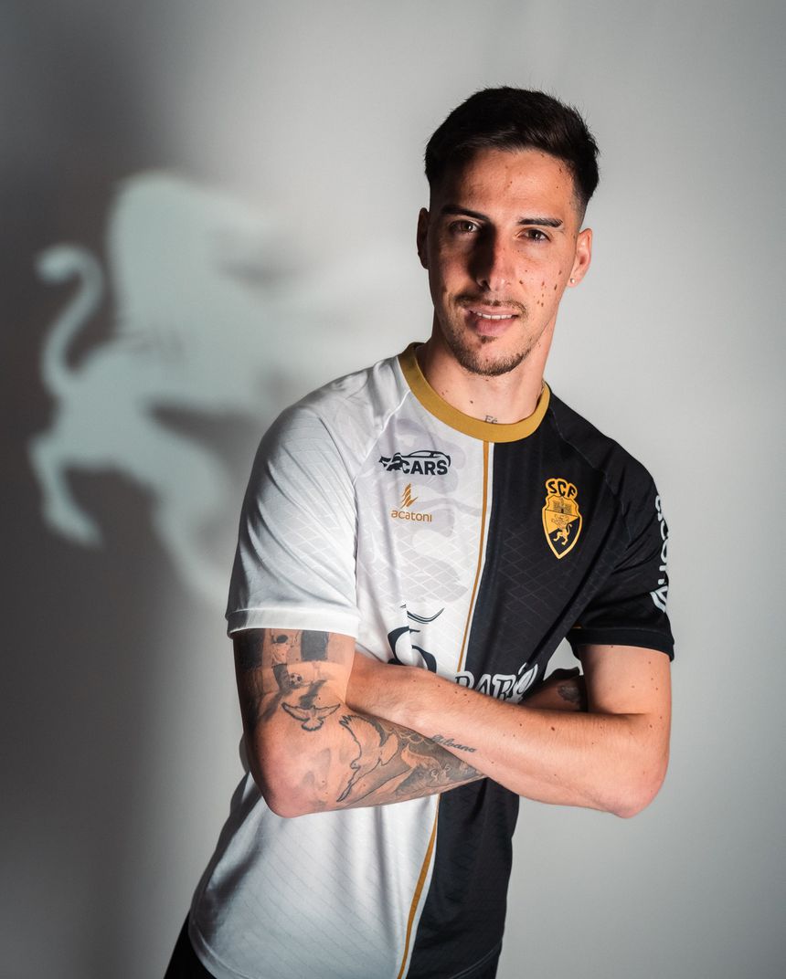 Anthony Carter estreou-se a marcar pelo Farense - Foto: Farense