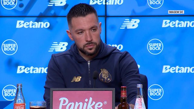 Farioli defende Francisco Moura: «Muitas vezes ultrapassamos a linha...»