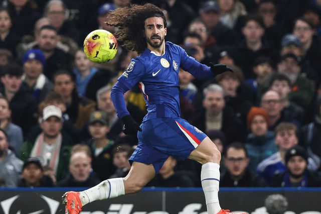 Marc Cucurella lesionou-se pelo Chelsea e pode ser baixa por Espanha