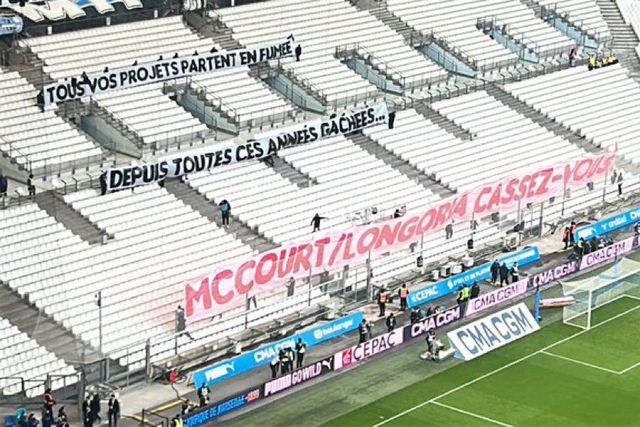 Ultras do Marselha em protesto (D.R)