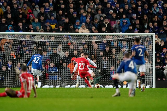 Liga Europa: Benfica quebra enguiço português em Glasgow