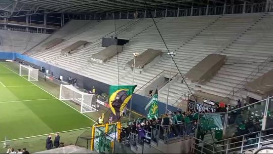 Adeptos do Sporting já se fazem sentir no estádio