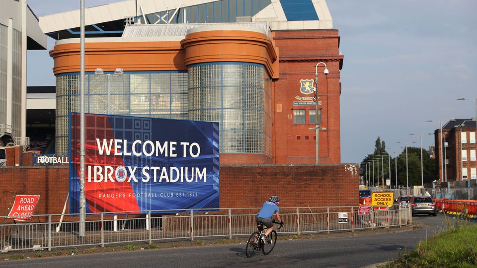 Benfica recomenda aos adeptos que evitem estação de metro de Ibrox