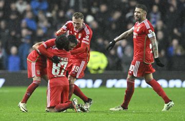 A união fez a força para seguir o lema: a crónica do Rangers-Benfica