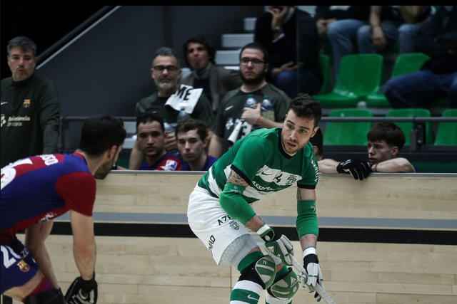 EM DIRETO: Sporting recebe Barça na 1.ª mão dos 'quartos' da Liga dos Campeões