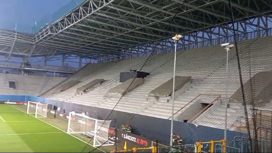 Bancadas da Atalanta prontas para receber adeptos do Sporting