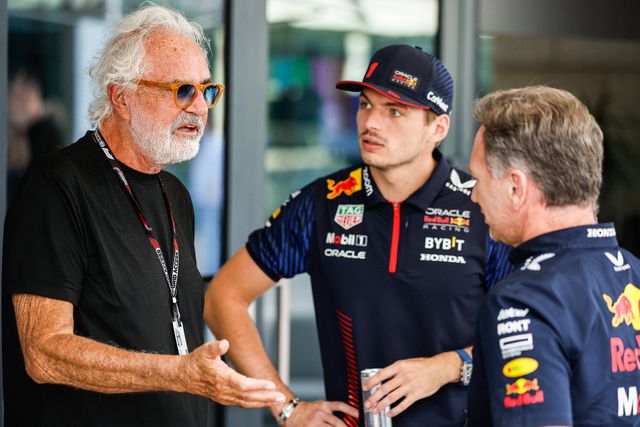 Briatore elogia estilo agressivo de Verstappen e diz que F1 devia agradecer!