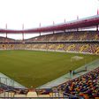 Para quê tanto lugar...? 10 clubes com pouca projeção com estádios enormes (fotogaleria)