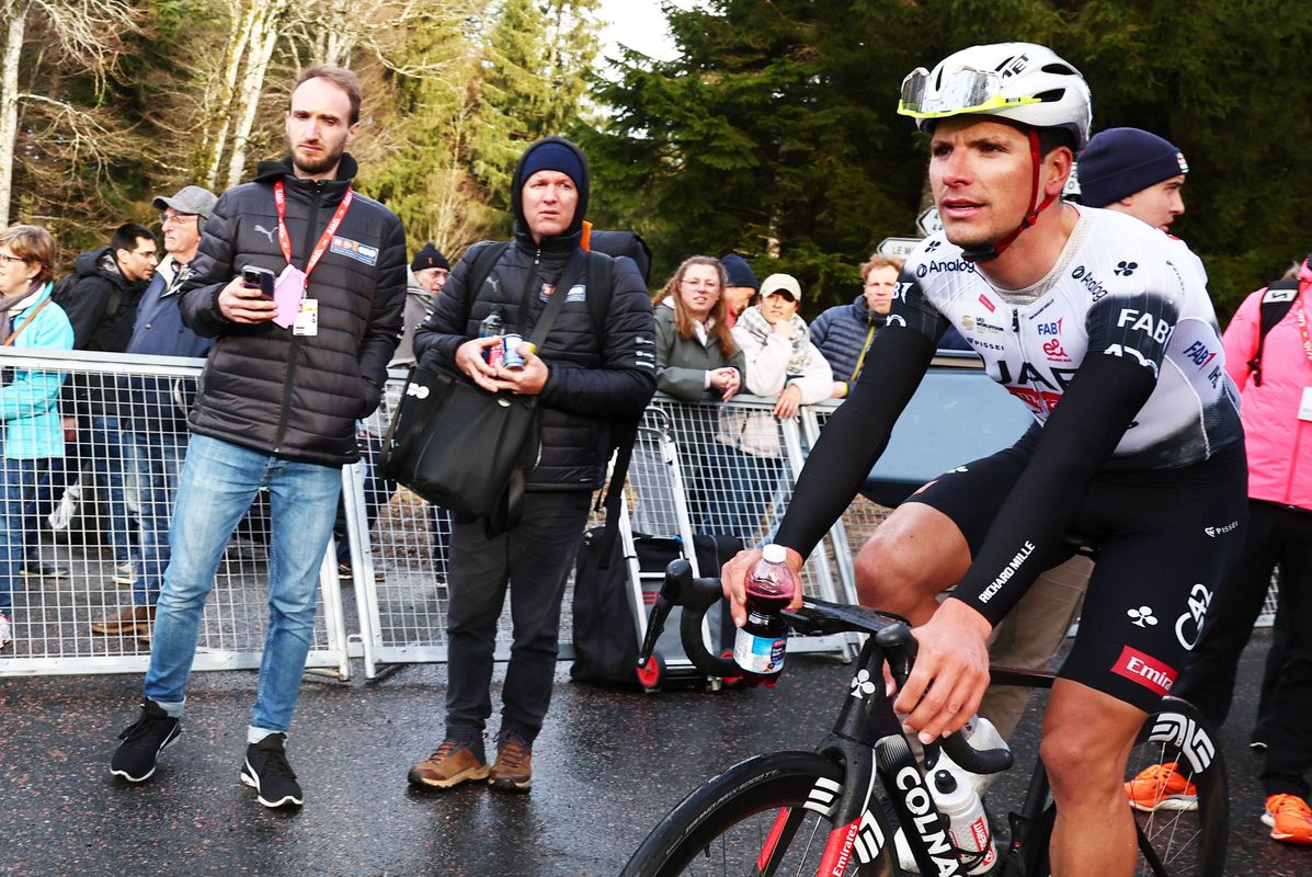 Paris-Nice: João Almeida cai para quinto lugar