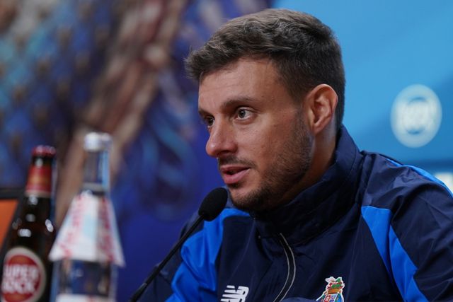 Martín Anselmi: «Classificação e pontos? O que importa é o plano de jogo»