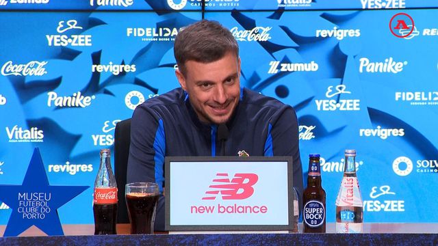 Martín Anselmi diz que os remates à baliza «não contam»