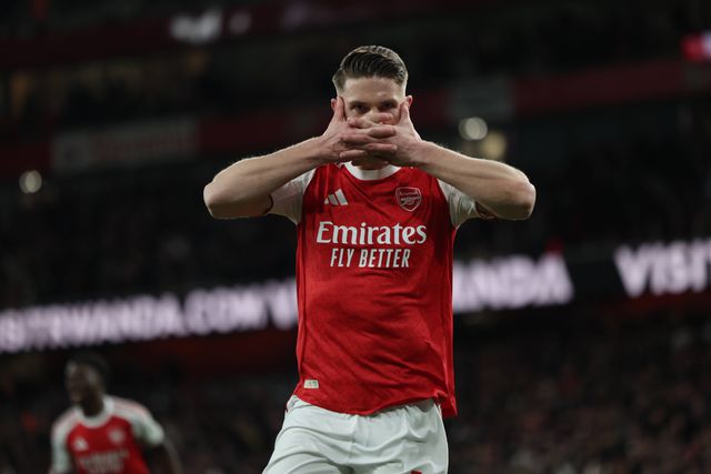 Arsenal-Everton: Max Dowman, 16 anos, fecha a contagem