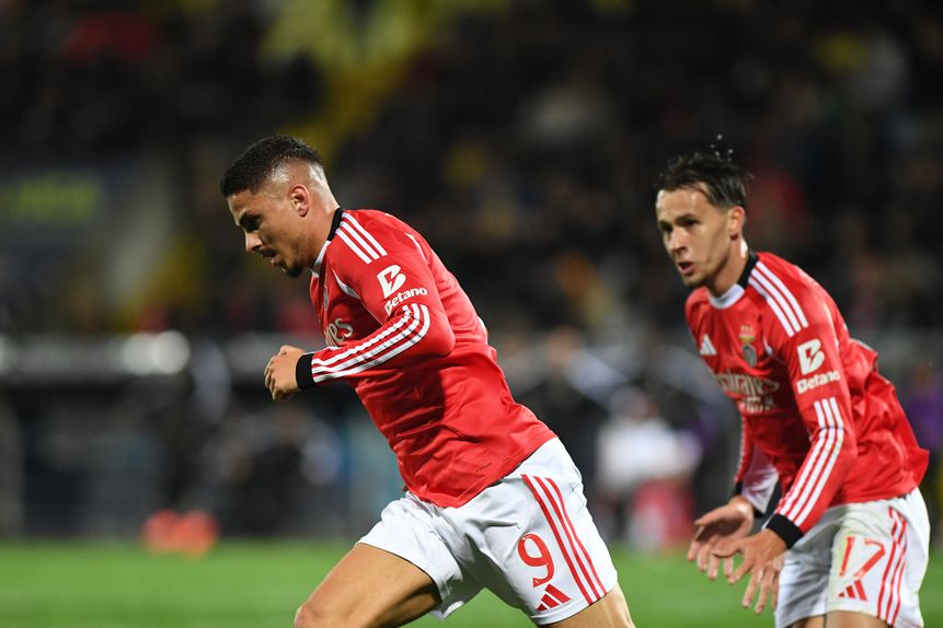 O festejo de Ivanovic após golo da vitória em Arouca - Foto: Rogério Ferreira/Kapta +