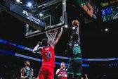 Mais uma grande noite de Neemias - Foto: Boston Celtics