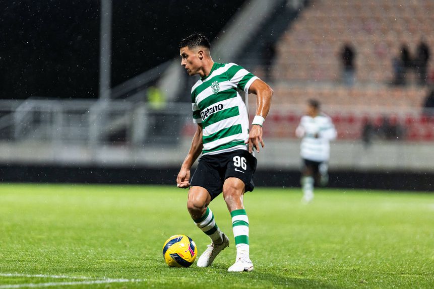 Samuel Justo foi uma das novidades no treino matinal dos leões - Foto: IMAGO