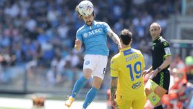 Serie A: Mário Rui expulso no empate do Nápoles