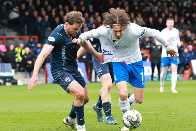 Fábio Silva fica em branco na derrota do Rangers