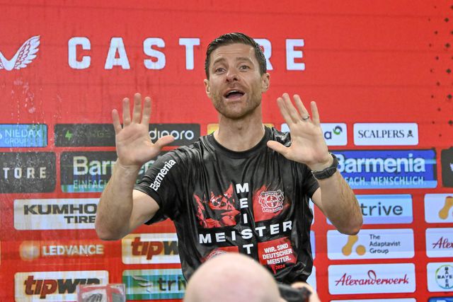 Xabi Alonso: «Este título pertence também a Daum, Toppmöller, Roger Schmidt...»