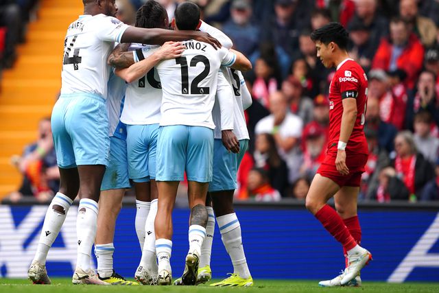 Premier League: Liverpool perde em casa e atrasa-se na corrida ao título